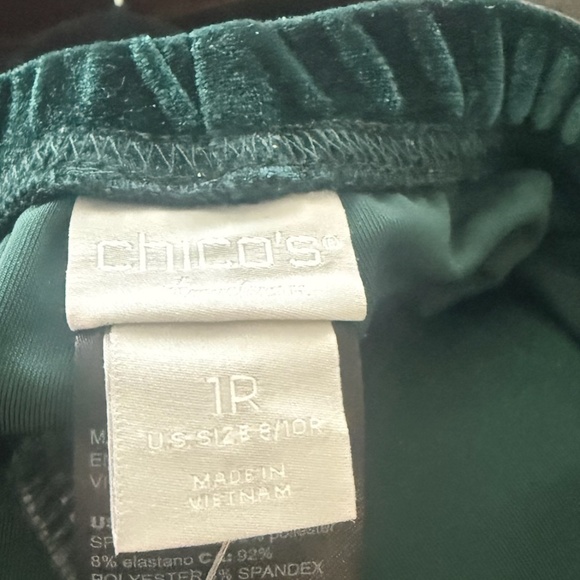 New Chico's Travelers  velvet  pants . In Jasper color . Size 1 . - Picture 3 of 5